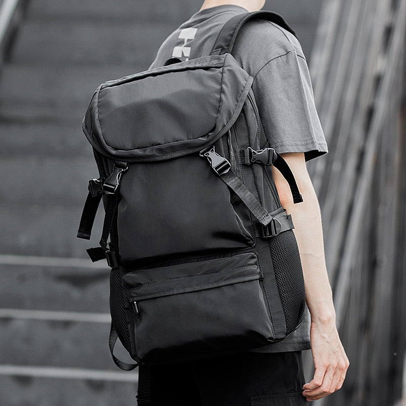 Lightweight Detachable Flip Backpack